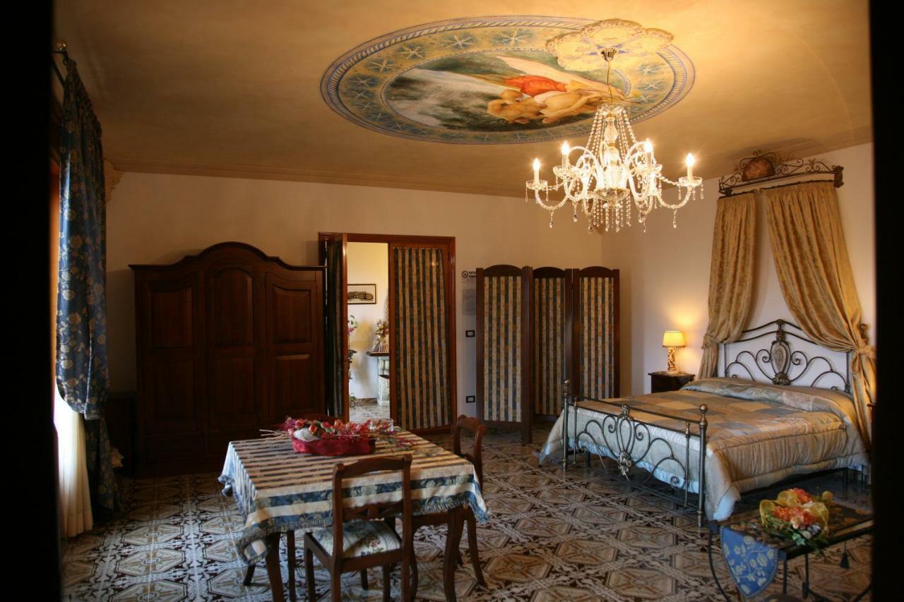 Cali Nitta Bed & Breakfast Corigliano d'Otranto Bagian luar foto