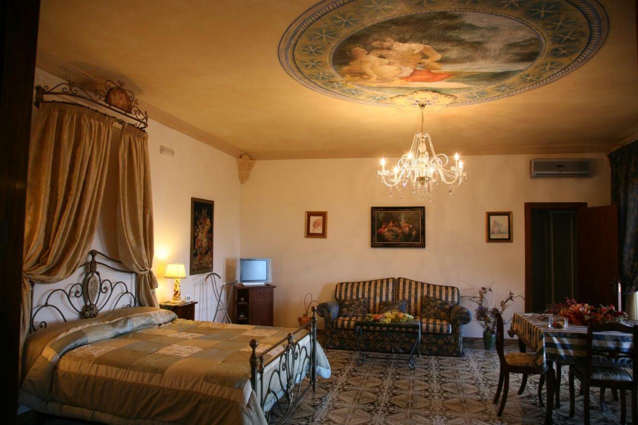 Cali Nitta Bed & Breakfast Corigliano d'Otranto Bagian luar foto